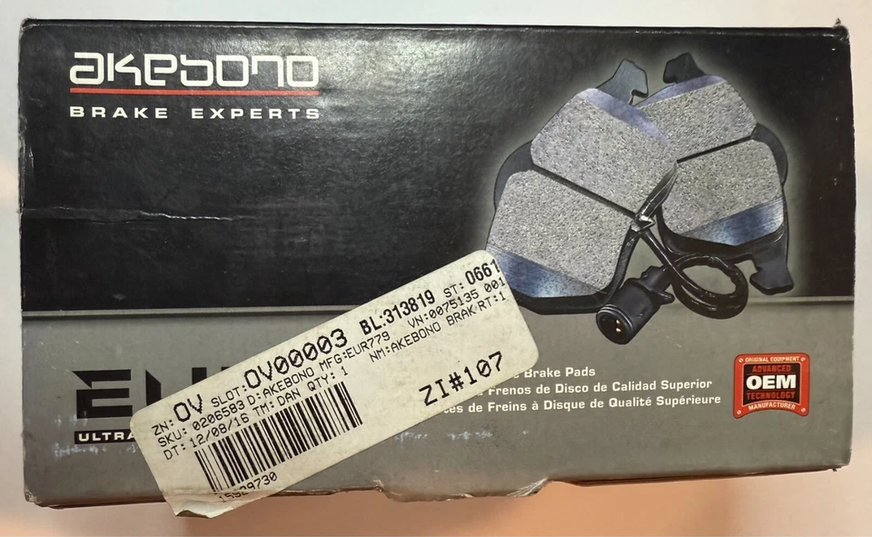 Juego de pastillas de freno de disco de cerámica Akebono EURO EUR779 para Mercedes C230 C240 C280 SLK+ Foto 1 de 4