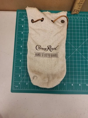 Crown Royal 手工精选桶拉绳袋威士忌瓶袋袋袋 — 第 1/4 张图片