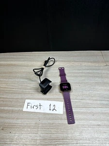 Fitbit Versa 2 Health & Fitness Smartwatch Pebble & Ladegerät - Bild 1 von 5
