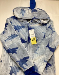 Saint Eve Youth Hooded Fleece Blanket Sleeper Blue Shark, Size: Small 7/8 - Picture 1 of 9