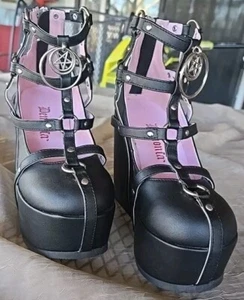 Demonia wedge shoes sz 6 women's excellent condition Black zip close - Picture 1 of 8