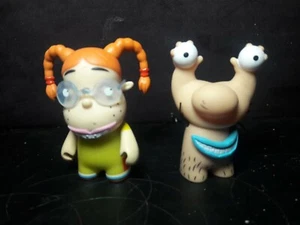 LOTTO DI 2 MINIFIGURE KIDROBOT NICKELODEON ELIZA WILD THORNBERRYS E KRUMM - Foto 1 di 6