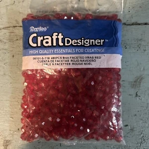 NOS Darice Craft Designer 8mm Faceted Xmas Red Plastic Beads 480 pcs 06101-5-t19 - Picture 1 of 2