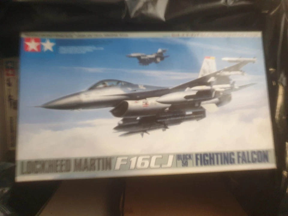 TAMIYA 1/48 KIT MONTAGGIO AEREO LOCKHEED MARTIN F16CJ N.61098 - Immagine 1 di 1