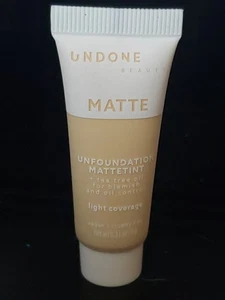 UNDONE BEAUTY Light Coverage Glow Tint Foundation in Porcelain Light  .31 oz - Picture 1 of 3