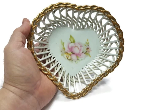 VTG ROMANIA Floral Porcelain Basket Bowl Lace Gold Rim Heart Shape JRJS CLUJ Cover