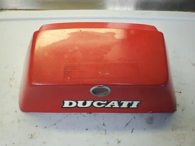 Пластиковый красный обтекатель заднего сиденья Ducati Paso 907ie - Изображение 1 из 4
