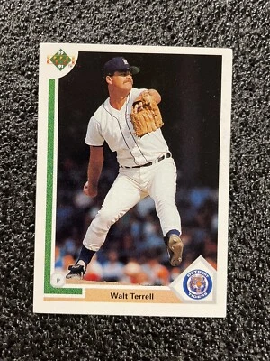 1991 Upper Deck Baseball Card #320 Walt Terrell - Image 1 of 2