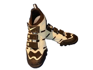Zapatos de ciclismo para mujer Nike negros y azulados talla 10 - Imagen 1 de 17