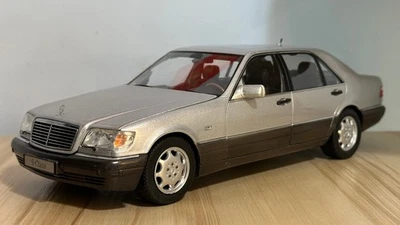 1/18 Norev Mercedes Benz Clase S S600 W140 Plateado y Gris Duotone Caja Concesionario Foto 1 de 4