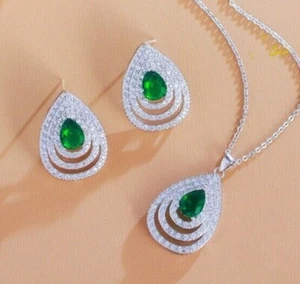 2 Ct Pear Cut Simulated Green Emerald Flower Jewelry Set 14K White Gold Plated - Picture 1 of 3