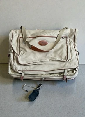 Bolsa de ropa Eddie Bauer Ford Edition caqui de lona y cuero equipaje vintage Foto 1 de 4