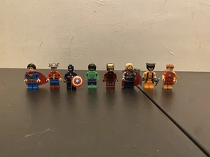 Menge 8 Miniatur Figuren - Herobloks Superhelden - kompatibel mit Bauspielzeug - Bild 1 von 9