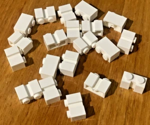 20x LEGO 1x2 Modified Brick with Groove (Part 4216) – White | Genuine LEGO Parts - Picture 1 of 1