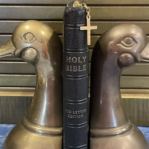 Vintage Holy Bible KJV Self Pronouncing Edition World Publishing Zipper Black - Picture 1 of 13