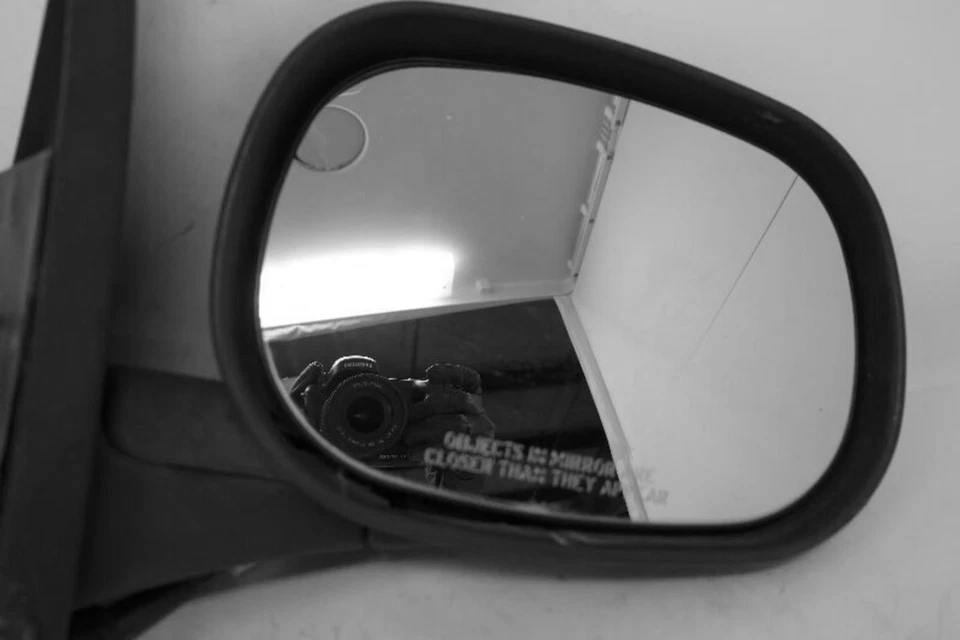 Espelho de porta direito usado serve: 1999 Dodge 3500 VAN Power Right Grau A - Imagem 1 de 1