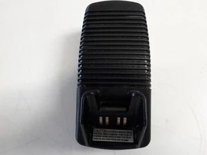 Motorola Funkgerät Jedi Akku Ladegerät NTN7209A AA16740 MTS2000 MT2000 HT1000 - Bild 1 von 8