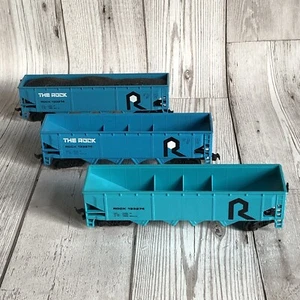 Bundle Of 3x Bachmann The Rock Blue Coal Wagons (One With Load) HO Scale VGC - Picture 1 of 24