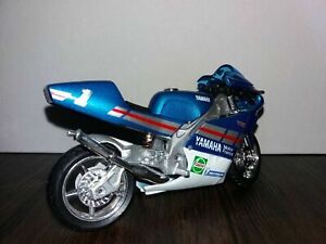 1:18 Welly - Yamaha TZ 250 M. Diecast Motorcycle. Ohne Box.