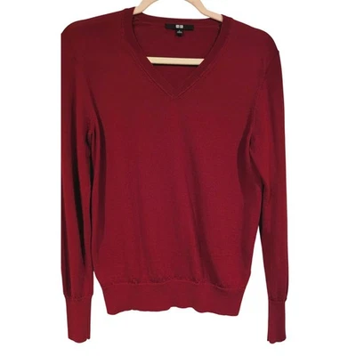 Uniqlo женщин бордовый красный v-образным вырезом 100% шерсти свитер, размер большой, минималистский - Изображение 1 из 4
