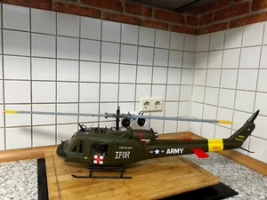 RC Heli / FlyWing Scale Bell UH-1 V4 450 Klasse Hubschrauber mit GPS - Bild 1 von 10