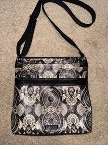 Sakroots Flat Crossbody Shoulder Bag Black White Wanderlust Coated Pockets Zip - Picture 1 of 8
