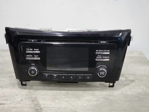 2017 2018 2019 Nissan Rogue Sport Audio Radio CD Receiver w Display 28185-6MA0A - Picture 1 of 7