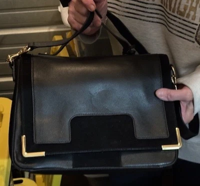 Bolso Mensajero VINCE CAMUTO Hannah Handel/Correa Cuero Negro y Gamuza Nuevo con Etiquetas $328 Foto 1 de 4