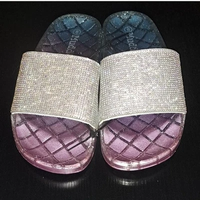 Sandalias Deslizables Rosa Iridiscente Púrpura y Azul Mudd Talla 8 Foto 1 de 4