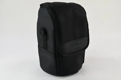 Capa de lente Nikon CL-M3 para lentes AF-S 14-24mm f/2.8G e AF-S 24-70mm f/2.8G #G328 - Imagem 1 de 4