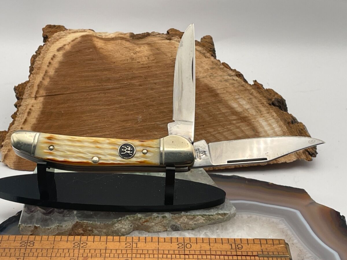ZWILLING J.A. HENCKELS Collectible Folding Knives Bone ZWILLING J.A. HENCKELS Collectible Folding Knives Bone