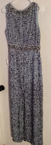 Damenkleid neu mit Etikett "Mac Duggal puderblau silber Pailletten, ärmellos. Größe 2 - Bild 1 von 2