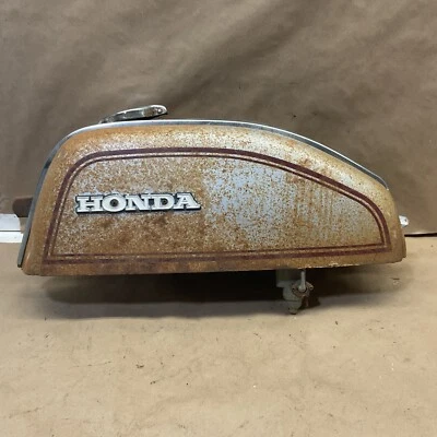 1975 Honda CB200 Gas Tank Rusty But Straight Inside Is Coated And Clean - Image 1 of 4