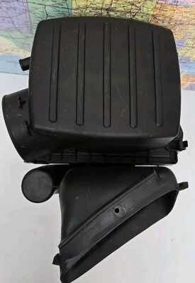 2011-2021 Jeep Grand Cherokee Air Filter Box OEM  - Image 1 of 4