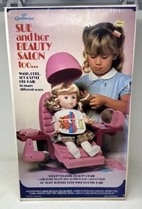 VTG  EEGEE Eugene Goldberger Doll Sue & Her beauty Salon Too New NRFB HTF - Picture 1 of 6