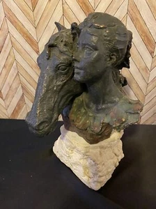 Niña con caballo escultura de bronce [artículo 300] - Imagen 1 de 8