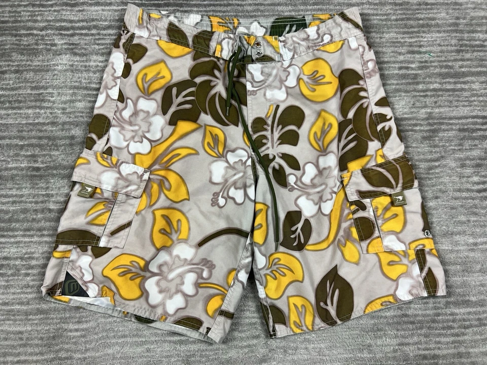 Marlin Trading Company Shorts Mens Medium Multicolor Mesh Lined Drawstring - Image 1 of 4