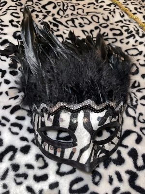 Zebra Masquerade Ball party side Feather Mask Black Dress Costume Party - Image 1 of 4