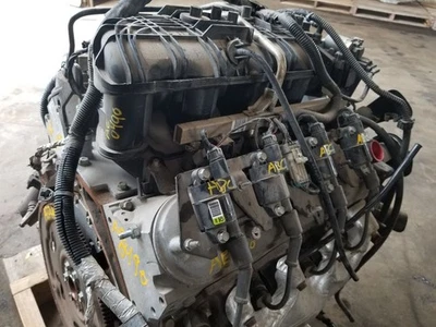 2018 Chevrolet Express 2500 Van Engine Assembly 6.0L gasoline 118K Miles - Image 1 of 4