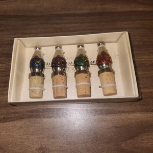 Pier 1 Imports 4er Set vernickelt Weihnachten Glitzer Flaschenstopfen (35) - Bild 1 von 2