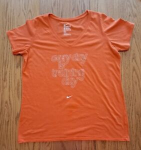 Nike The Nike Tee Womens Size XXL Athletic Cut Orange T-Shirt V-Neck