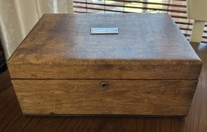 Antique Cigar Humidor Box, Quarter Sawn Oak (Tiger Oak) Wood  ~ ca. 1910's. EUC - Picture 1 of 13