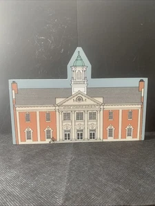 Vintage Cat's Meow Hometowne Collectibles Wood Kutztown Uni Nathan Schaeffer - Picture 1 of 6