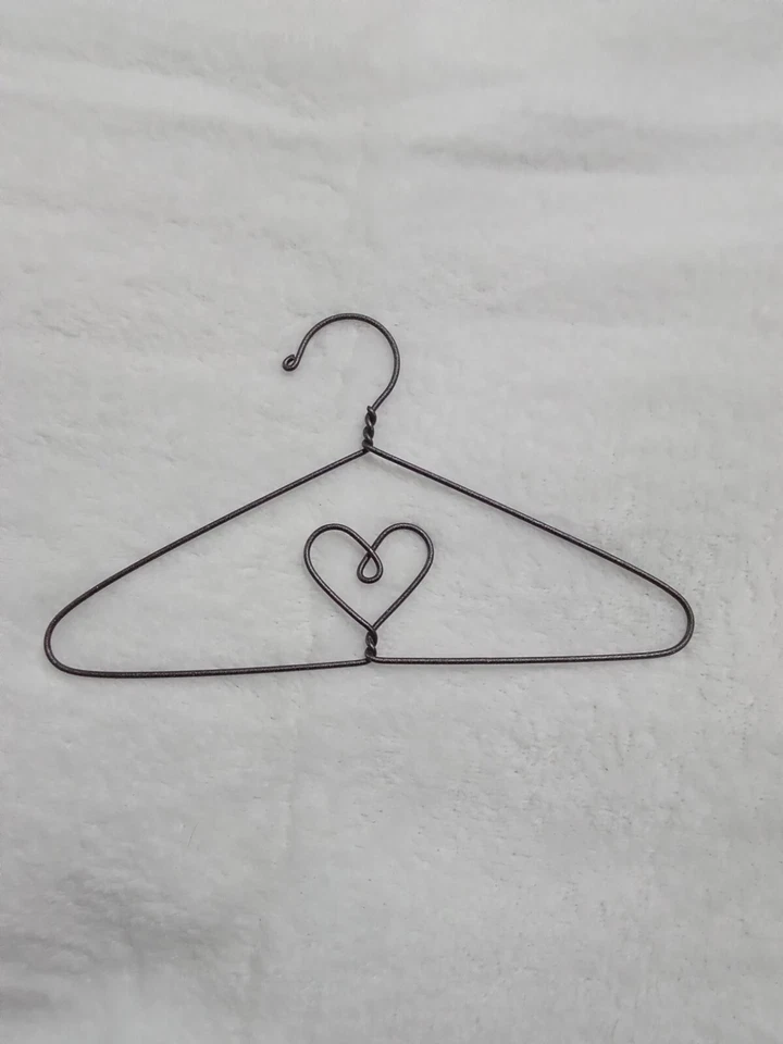 Soporte artesanal para colgar corazón 6" motivos clásicos  Foto 1 de 1