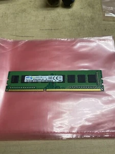 Memoria de escritorio/PC Samsung 4 GB DDR3 1600 MHz PC3-12800U - 1 Stick - Probada - Imagen 1 de 2