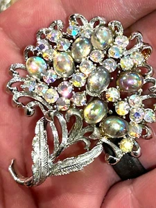 PIN DE ESTRÁS FLOR CORO AURORA CABUJÓN DE COLECCIÓN, IMPECABLE, ORIGINAL Y RARO - Imagen 1 de 5