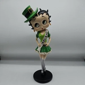 Vintage Betty Boop Ireland Custome Leprechaun Statue Figure Collectible 2002 - Picture 1 of 7
