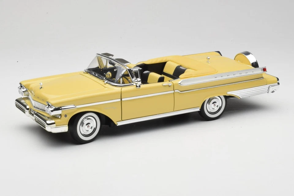 92578 Mercury Turnpike Cruiser Yellow Road Signature 1:18 - Image 1 of 4