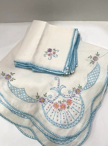 Vintage Embroidered Square 52" Tablecloth & 6 Napkin Set Floral Scalloped Edge - Picture 1 of 10