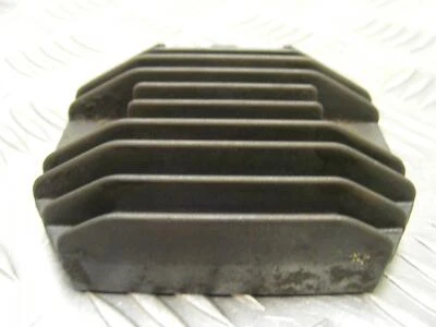 Retificador regulador ZR-7S Kawasaki 1999-2004 A567 - Imagem 1 de 3